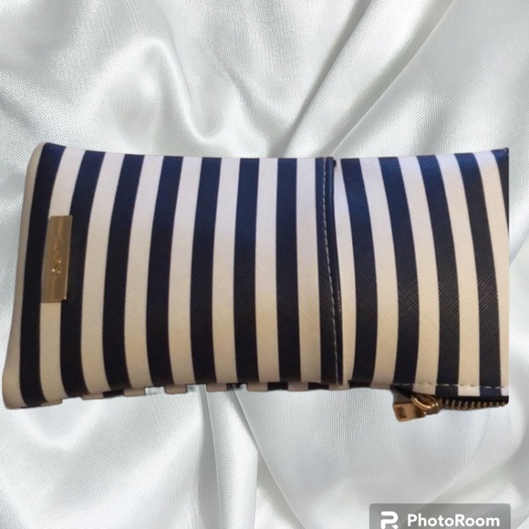 ALDO blue and white striped sunglass zippered case - Picture 1 of 5